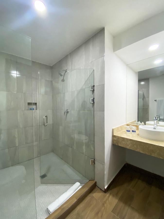 Hotel Pacific Blue Масатлан Екстериор снимка