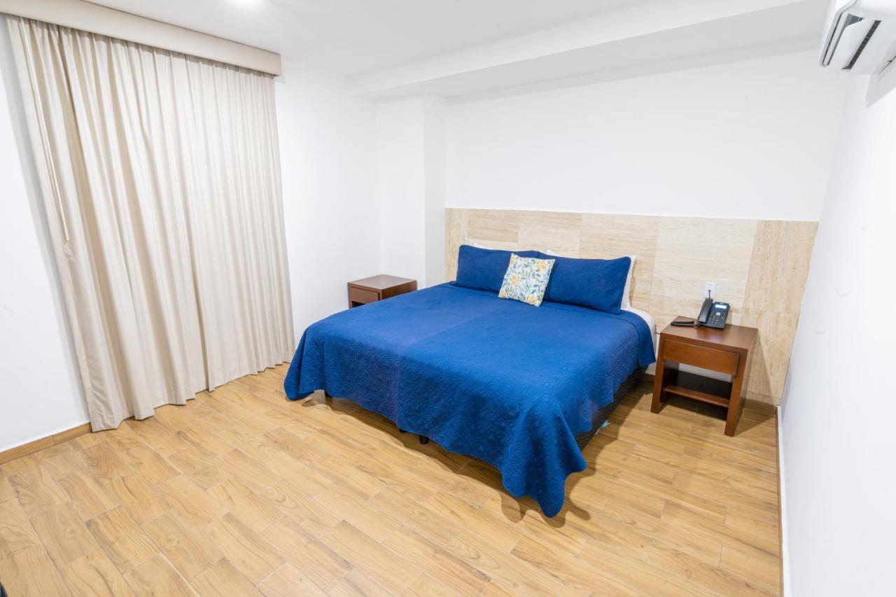 Hotel Pacific Blue Масатлан Екстериор снимка