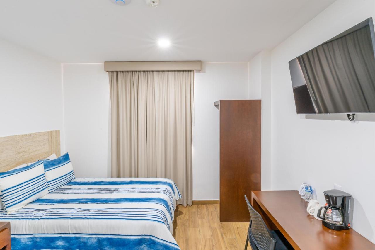 Hotel Pacific Blue Масатлан Екстериор снимка